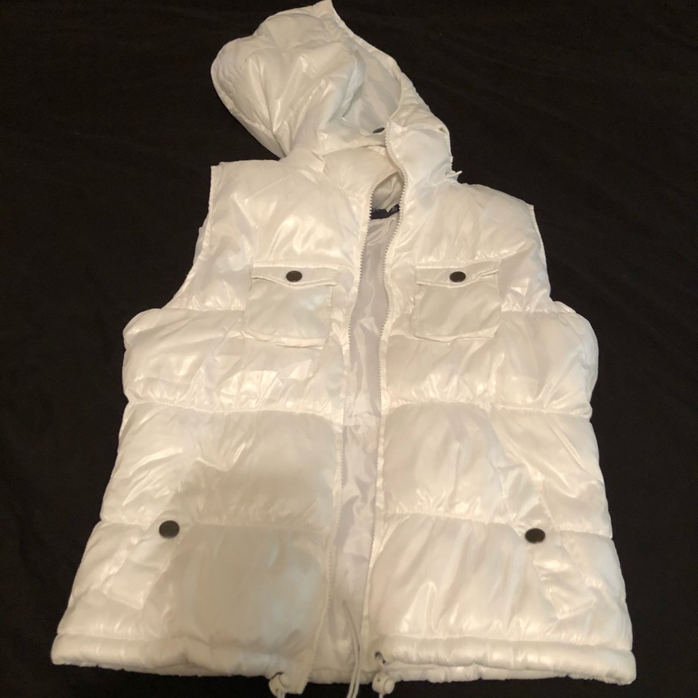 Women’s puffer vest